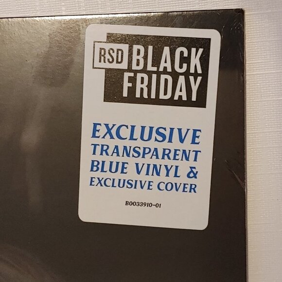 Lana Del Rey - Chemtrails Over The Country Club RSD Transparent Blue Vinyl LP - Picture 2 of 4